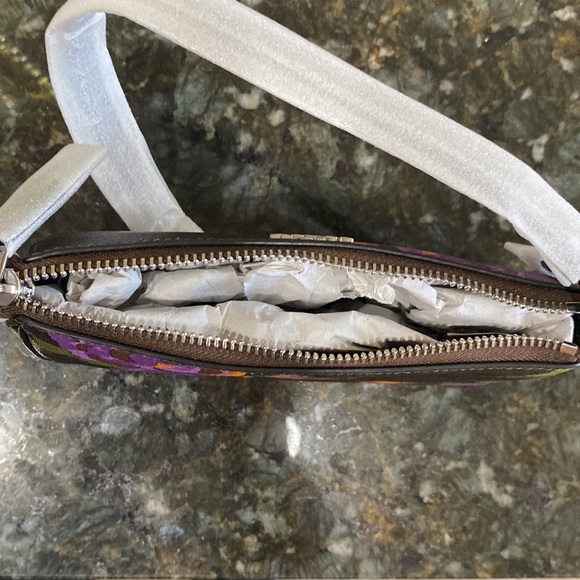 NWT! Coach Rose Nolita 2 set - Picture 4 of 7